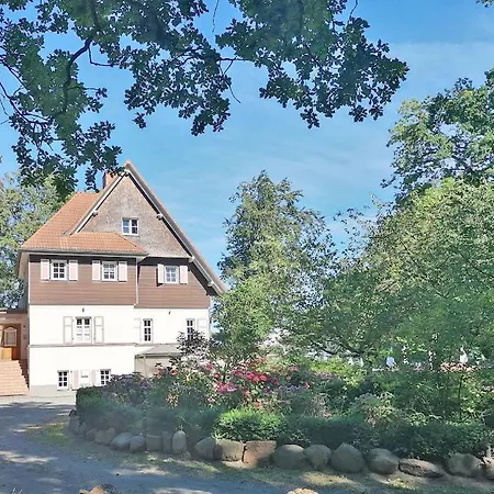 Vila Naturnahes Strandhotel Mit Direkter Ostseelage 3*
