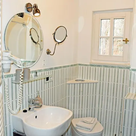 Vila Naturnahes Strandhotel Mit Direkter Ostseelage