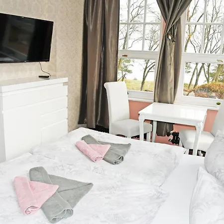 Naturnahes Strandhotel Mit Direkter Ostseelage Vila