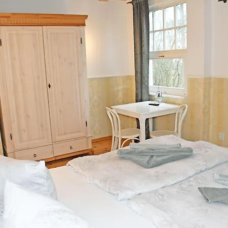 Vila Naturnahes Strandhotel Mit Direkter Ostseelage 3*